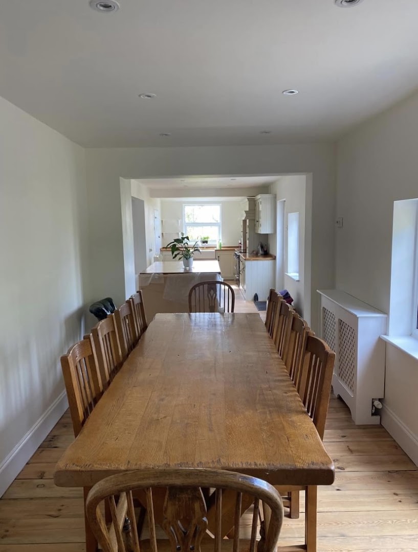 Roberts Decor Painter & Decorator — Photos 1